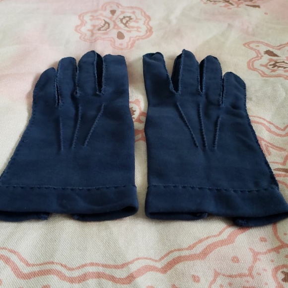 Vintage Blue Gloves (Reindoe by Van Raalte) - Picture 5 of 8